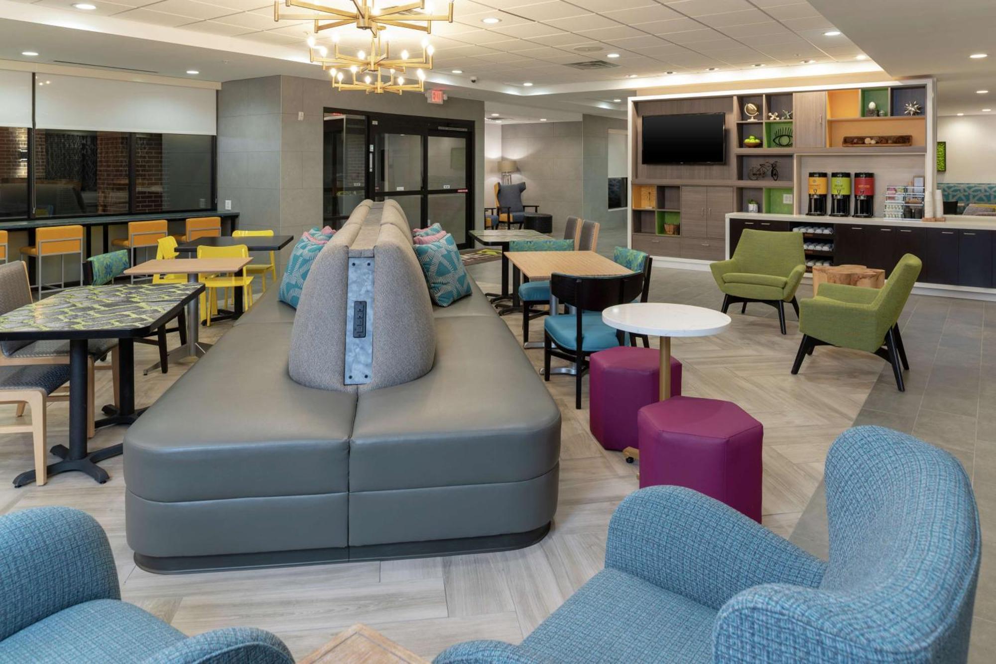 Home2 Suites By Hilton Indianapolis Airport Exterior foto